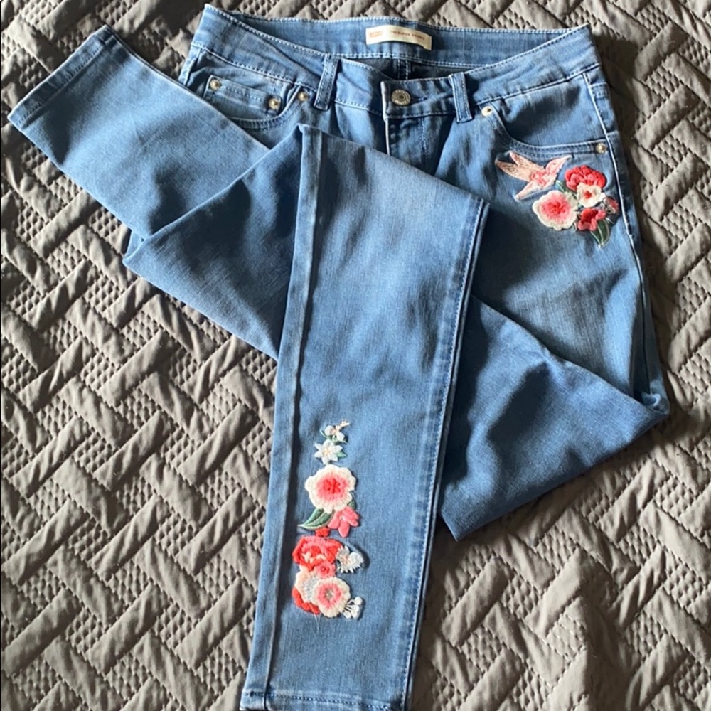 Embroidered Levi Jeans